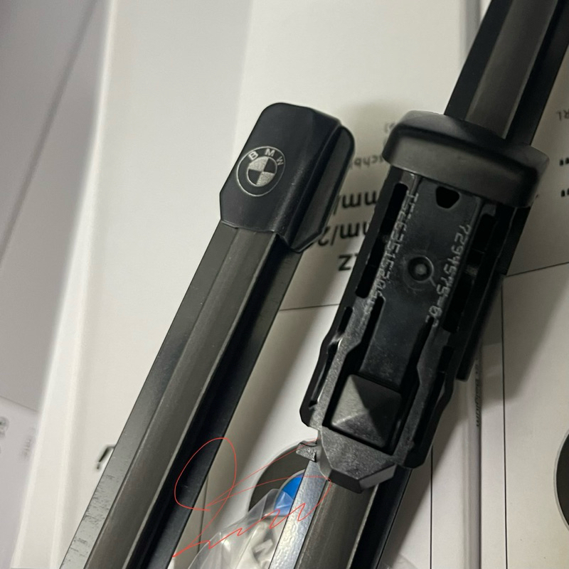 Gạt mưa BMW X6 E71 F16 G06 Wiper blade BMW 2008 to 2025