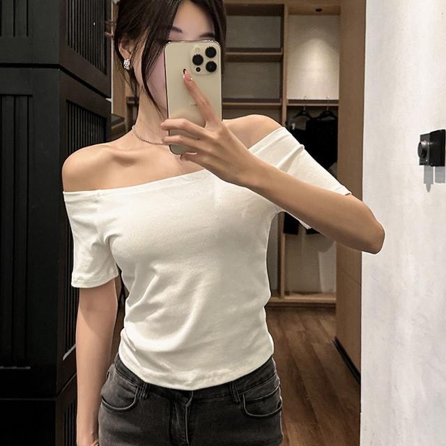 Áo Croptop Trễ Vai Trơn Mặc 2 Kiểu Dáng Ôm Xinh Xắn Nữ | BigBuy360 - bigbuy360.vn