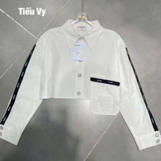 Áo sơ mi thô dáng croptop nữ thời trang 💖💖💖1b Áo sơ mi MIU MIU trắng viền dáng croptop, áo sơ mi kiểu nữ