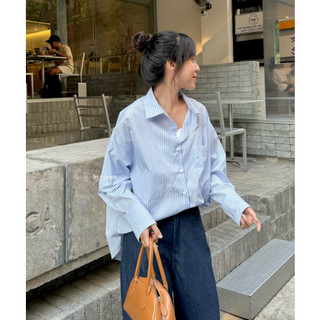 Áo sơmi sọc form rộng | 𝐒𝐎𝐌𝐒 | 𝐒𝐞𝐞𝐬𝐨𝐧 𝐒𝐡𝐢𝐫𝐭