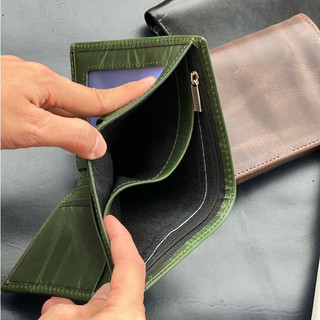 VÍ DA PULLUP WAX AV LEATHER VÍ NAM CAO CẤP