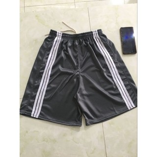 4 cái 95k quần đùi nam chất thun mè dày dặn có độ giãn , đường may chắc chắn , quần đùi mặc nhà, lao động, chạy bộ.