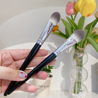 Cọ má hồng cao cấp/ cọ tán son môi INNISFREE LIP BRUSH - LAMII BEAUTY