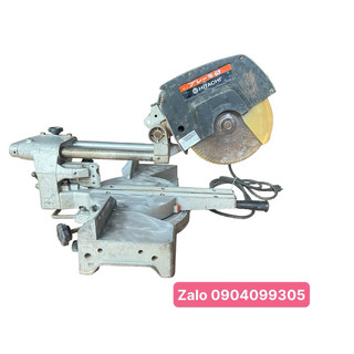 Cưa trượt Hitachi xài điện 100 volt , lưỡi 216mm