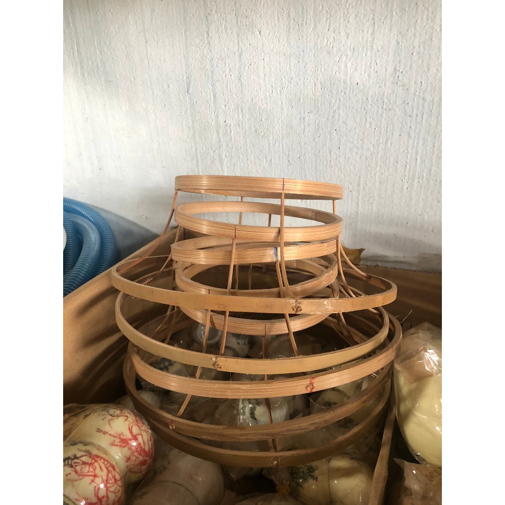 Cầu dế bằng tre cho khuyên
