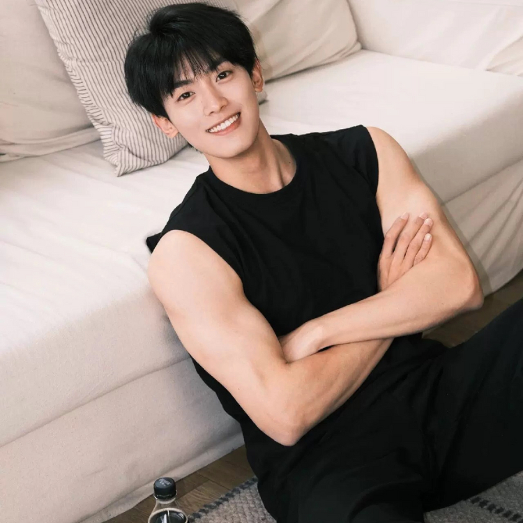 Áo Thun Tanktop Nam Nữ Bigsize Sói Store 40-105KG 5 màu