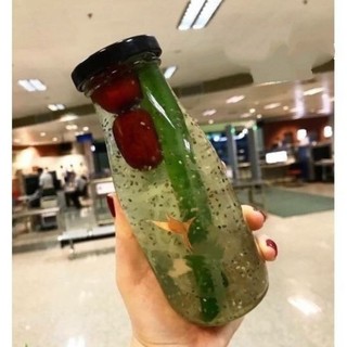 Combo 4 chai thủy tinh đựng sữa 300ml nắp thiết đen hoặc vàng