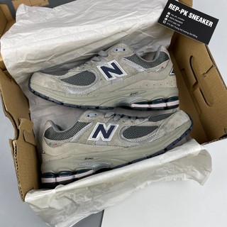 Giày thể thao new balance 2002 grey day wide | repk sneaker | best quality.