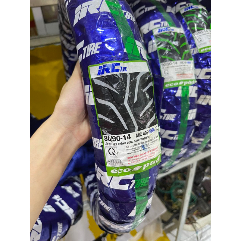 Vỏ trước AB ,Vision không ruột IRC 80/90-14 IRC