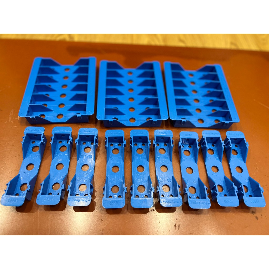 Khay cân bằng pin 18650, 21700 loại 1 cell, 6 cell