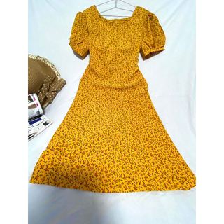 Đầm hoa nhí vàng side XL chất lụa mềm mịn mát