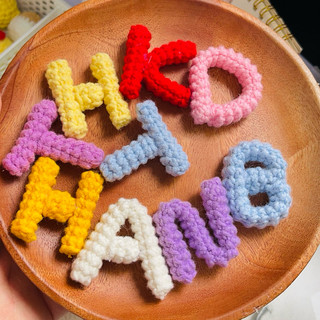  MÓC KHOÁ CHỮ HANDMADE treo cặp  làm móc khoá đôi  móc khoá nhóm  Nhỏ xinh handmade 