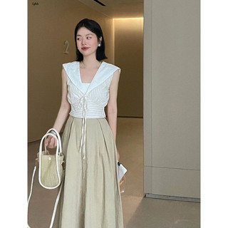 Set áo thuỷ thủ phối chân váy dài