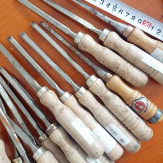 Cây đục cán gỗ lưỡi 7.6mm. Hàng bãi Nhật.