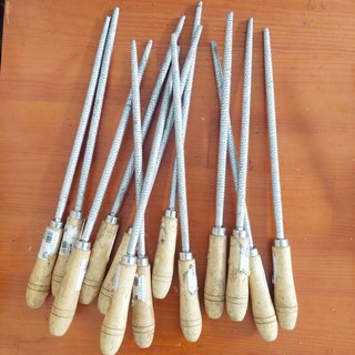 Cây dũa tròn 8mm cán gỗ, hàng bãi Nhật.