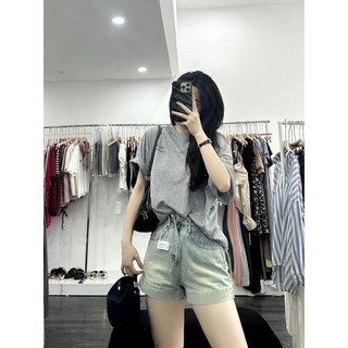 áo phông chữ đơn giản