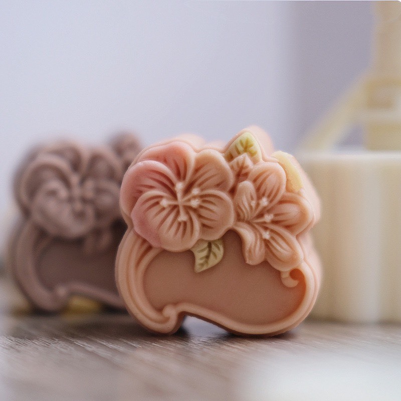 Khuôn trung thu  hoa sứ 75g