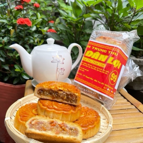 [Hoả Tốc] Cây 4 Bánh Nhân Thập Cẩm Xá Xíu Có Trứng Muối Bánh Trung Thu Tân Dân Lợi 560gr