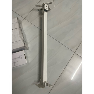 giá treo máy chiếu khung treo máy chiếu