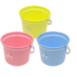 Xô dùng nhà tắm cho bé - Xô đựng nước tắm chất liệu nhựa PP chắc chắn an toàn, hạn chế phai màu