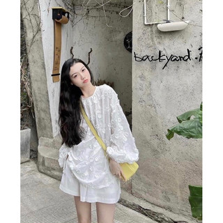 SET ALYSA - Set áo bbd trắng ren hoa tay phồng + short