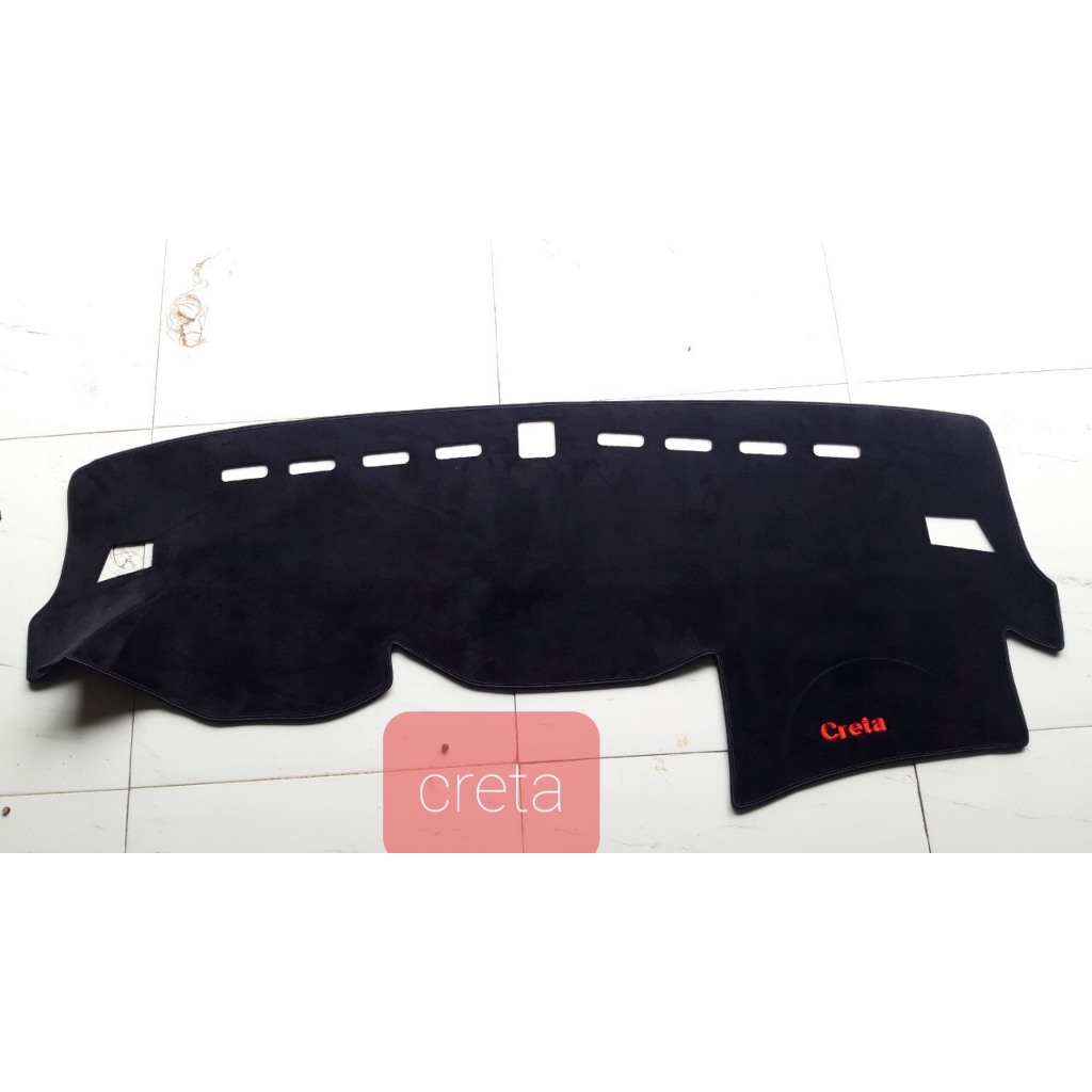 Thảm trải taplo HYUNDAI CRETA 2016 chống nóng, bảo vệ mặt taplo xe