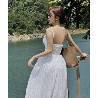 ĐẦM MIDI TRẮNG REN HOA 2S ĐAN DÂY LƯNG