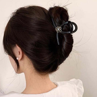 kẹp gắp cá mập gắn hoa xinh xinh