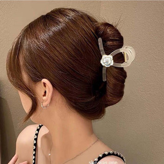 kẹp gắp cá mập gắn hoa xinh xinh