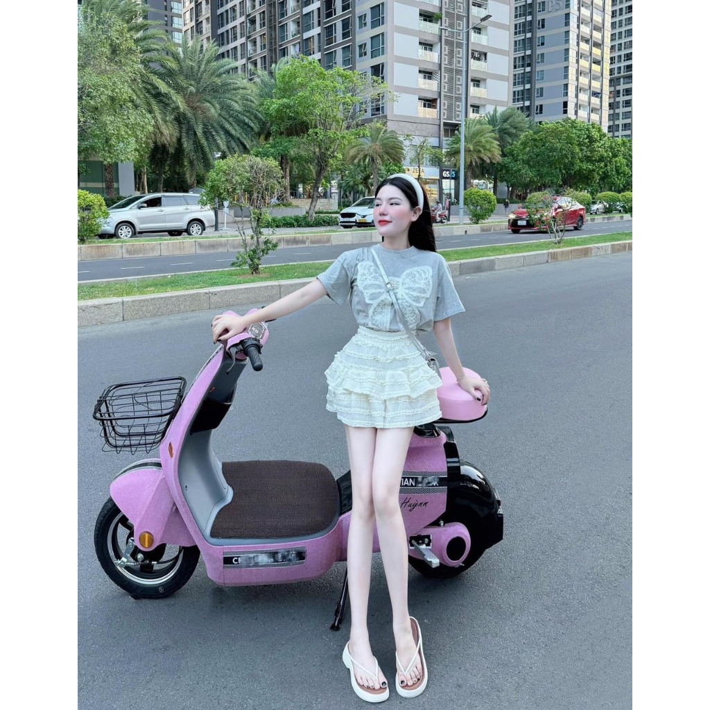 [quà cột tóc] sét chân váy xòe tầng và áo thun đính nơ ren trẻ trung D1R05