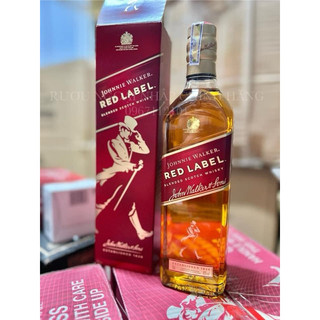 J o h n n i e walker red label chai 700ml có hộp