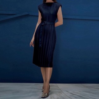 ĐẦM MIDI T0MMY CAP BELTED