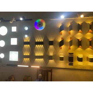 Đèn hắt tường 2 đầu trang trí treo tường ánh sáng vàng và 3 chế độ màu, đèn gắn tường decor