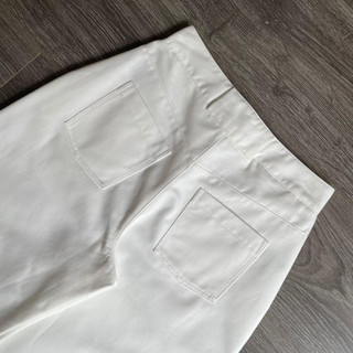 Quần kaki nữ ống thụng