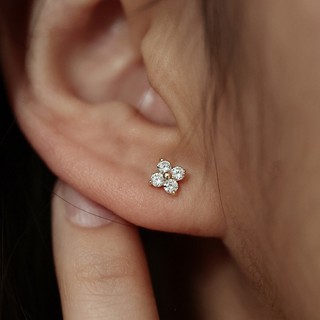 Khuyên tai bạc s925 hình nụ cỏ bốn lá đính đá nhỏ, gigi jewelry bạc s925 kt003