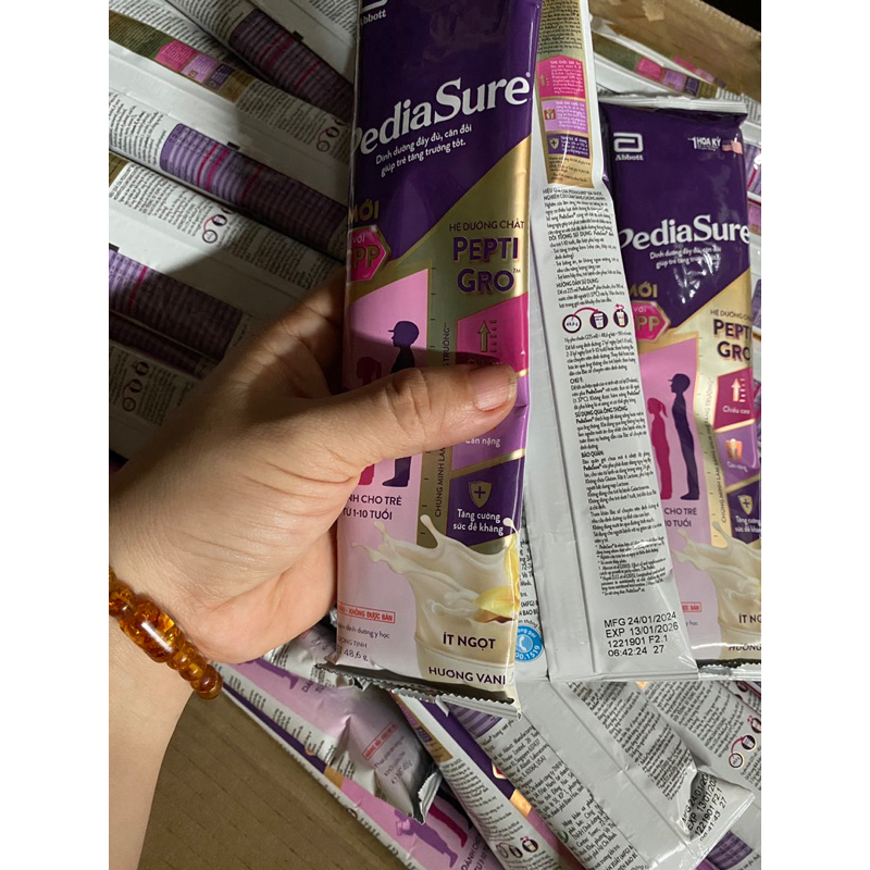 Combo 10 gói Pediasure hương vani ít ngọt hàng khuyến mãi .