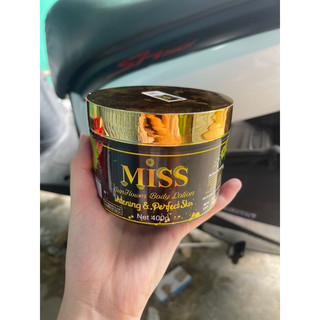 Kem dưỡng trắng body miss 400g