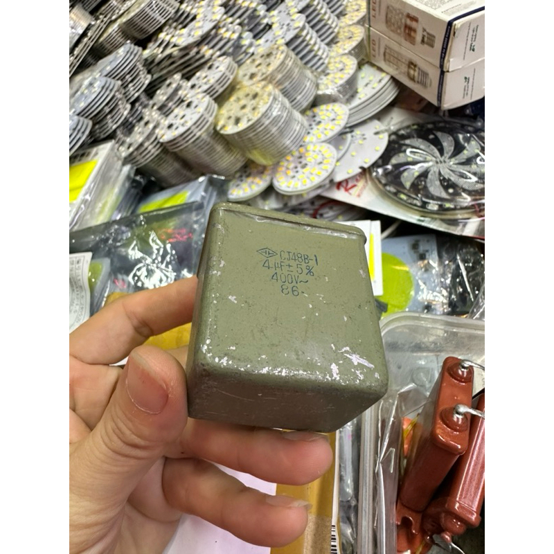 tụ nga 4uf 400v