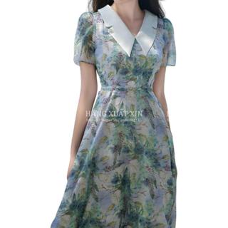 Đầm váy midi Vero tơ lụa họa tiết hoa xanh cổ nhọn kèm đai sang chảnh