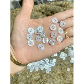 Nút ( cúc) sơmi 11mm giá 15k/ 100 nút