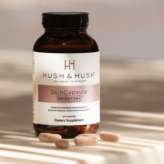 [HÀNG CÔNG TY CHÍNH HÃNG] Viên Uống Làm Trắng Da, Mờ Thâm Nám, Tàn Nhang Image Hush & Hush SkinCapsule Brighten+
