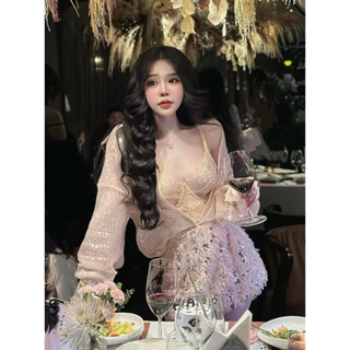  Set 2 chi tiết áo sơ mi kim sa kèm chân váy lông blink blink cao cấp. 