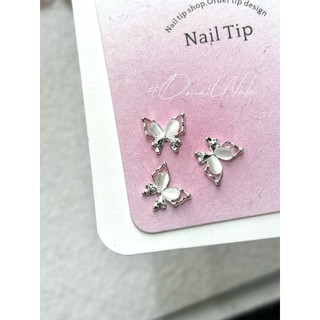 Charm bướm cánh ngọc đính móng lẻ 1 chiếc