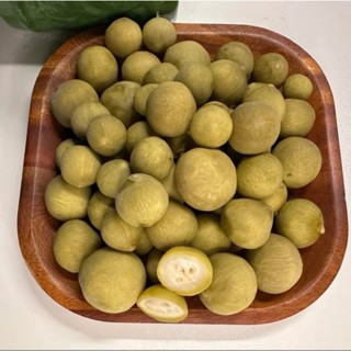 (Vụ mới 2025)(mua 1kg tặng 500gr ) Sấu BAO TỬ giòn giòn chua ngọt  tặng kèm muối Ngọc Yến siêu ngon NATURE FOOD