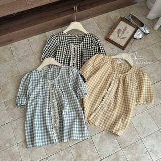 Áo sơ mi kẻ viền ren QC