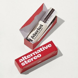 ALTERNATIVE Son dưỡng môi dạng thỏi Acoustick Matte Balm Alternative Stereo