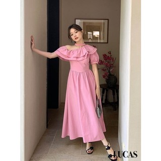 Váy cổ tròn lệch vai viền lượn xếp tầng tay ngắn bồng dáng a dài basic
