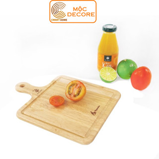 Thớt Gỗ Vuông Đức Thành Có Tay Cầm, Có Rãnh, Chất Liệu Gỗ Cao Su Bền Đẹp, Kích thước 27,5 x 20 x 1 cm - MS 04433