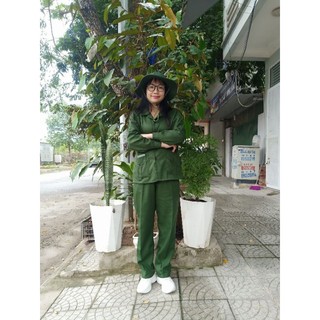 Sét Bộ quần áo màu xanh dành riêng cho nữ dài tay
