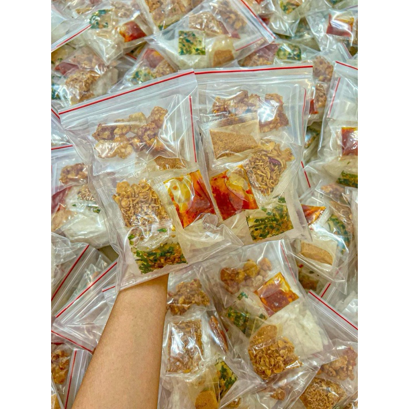 10b ( tặng 1b) bánh tráng tốp mỡ
